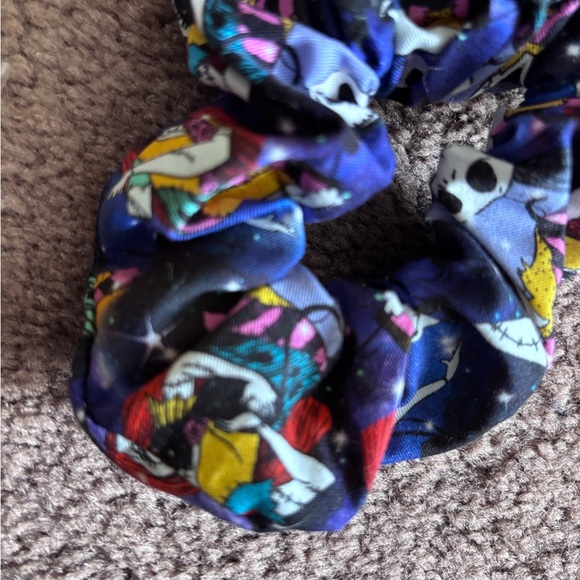 Vibrant Halloween Cartoon Print Kids Hair Scrunchies Set - Picture 4 of 4